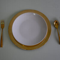Charger-plates-Gold-Mirror