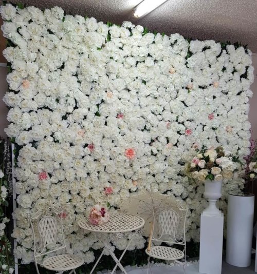 White-Flower-Wall