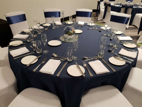 table-cloth-navy-round