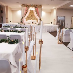 Temple Wedding Setting with whte carpet aisle