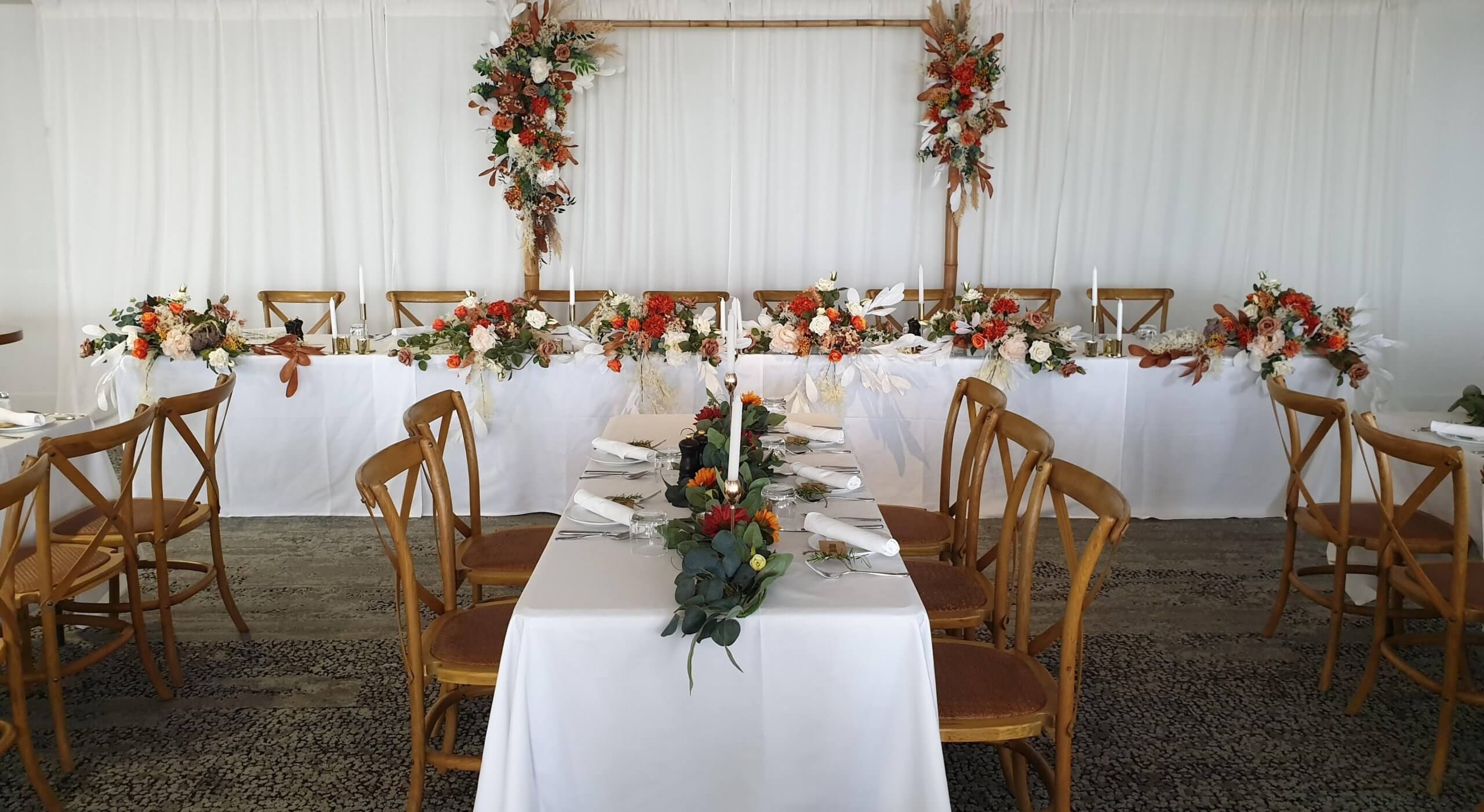 Boho-styled-head-table