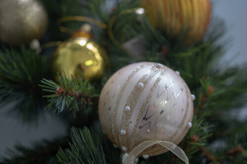 Christmas-Gold-Baubles